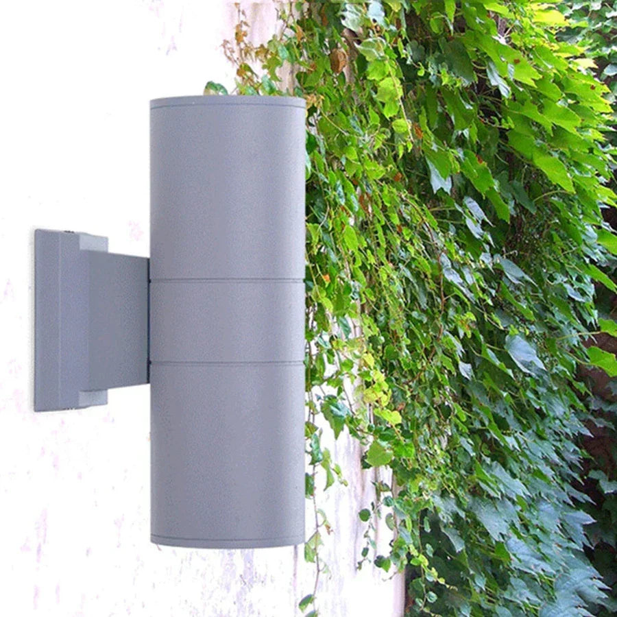 Outdoor Wall Light - LED Lighting - Aluminium Design