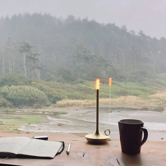 Table Lamp - Cordless Design - Rechargeable LED - Luvonic