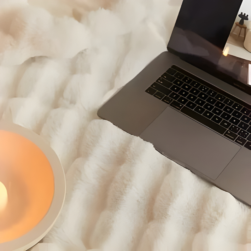 Cozy Blanket with Stylish Design and Year-Round Comfort