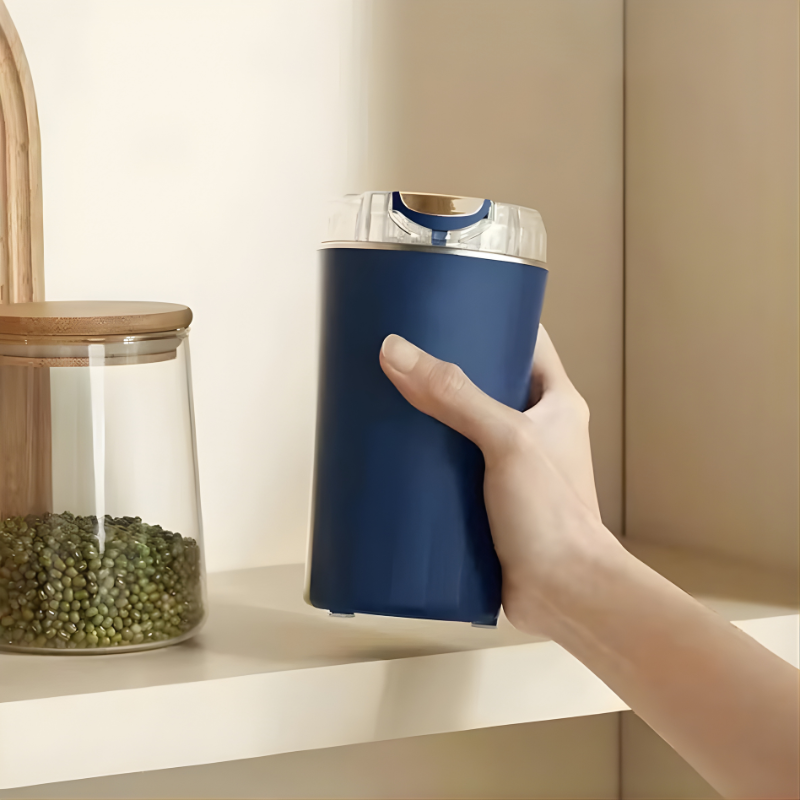 Electric Grinder with Stainless Steel Blades and 60g Capacity