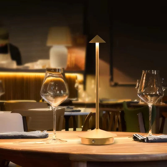 Desk Lamp with Cordless Design and Touch Control