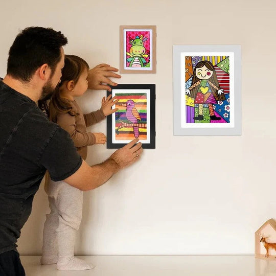 Kids Artwork Frame with Storage for 150 Drawings