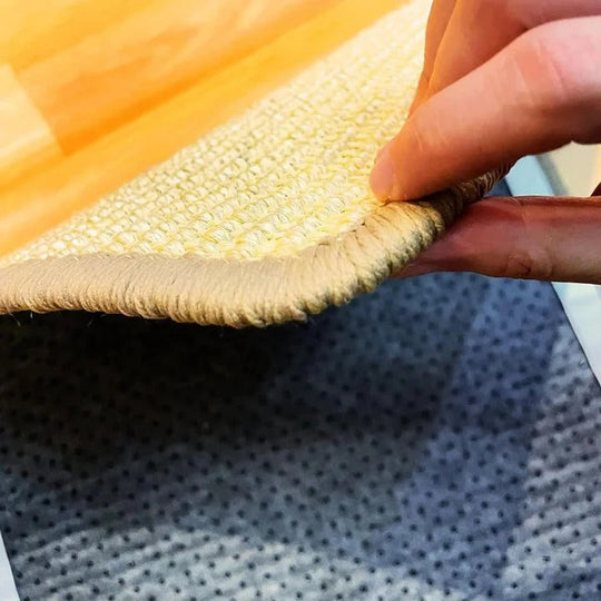 Cat Scratcher Mat with Sisal Material and Wall Mounting