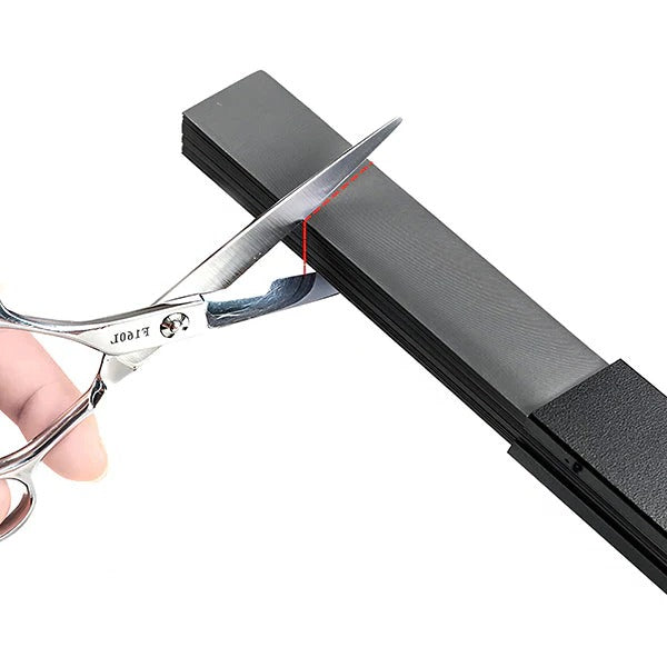 Car Sunshade with Foldable Design and UV Protection