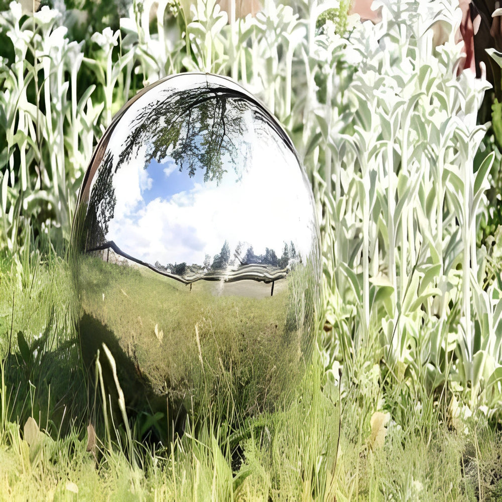 Garden Decor with Stainless Steel Balls and Reflective Finish