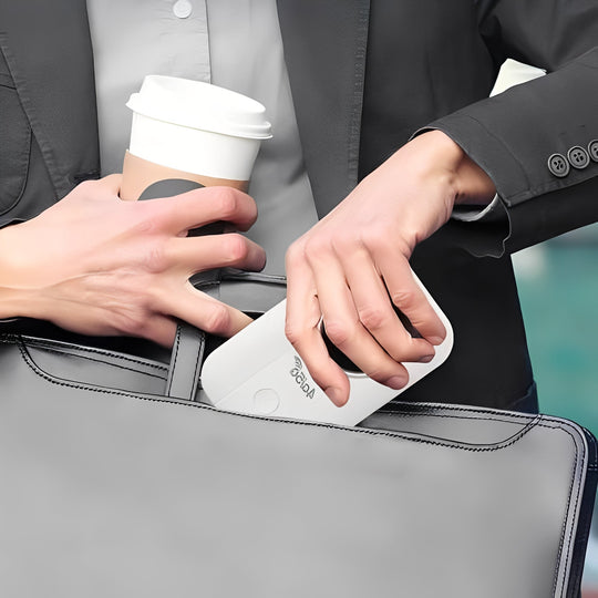 Wireless Router with Mini Design and Travel Capability