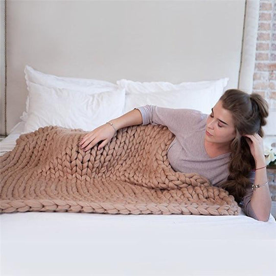 Knit Blanket with Soft Fabric and Decorative Style