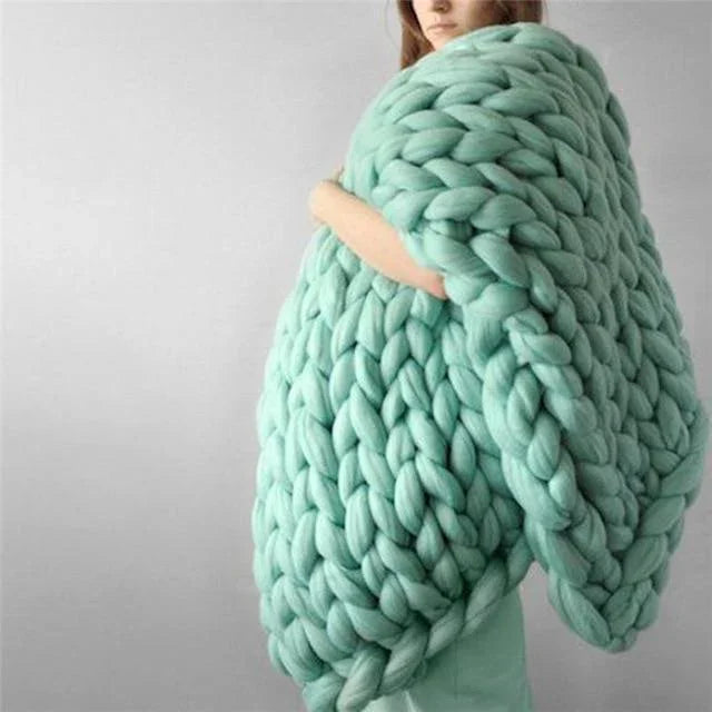 Knit Blanket with Soft Fabric and Decorative Style