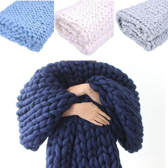 Knit Blanket with Soft Fabric and Decorative Style