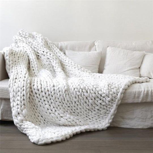 Knit Blanket with Soft Fabric and Decorative Style