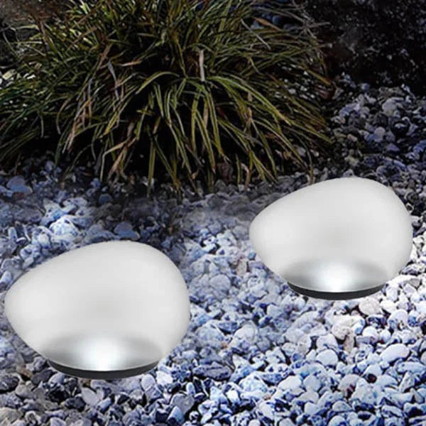 Landscape Lights with Solar Power and Modern Design