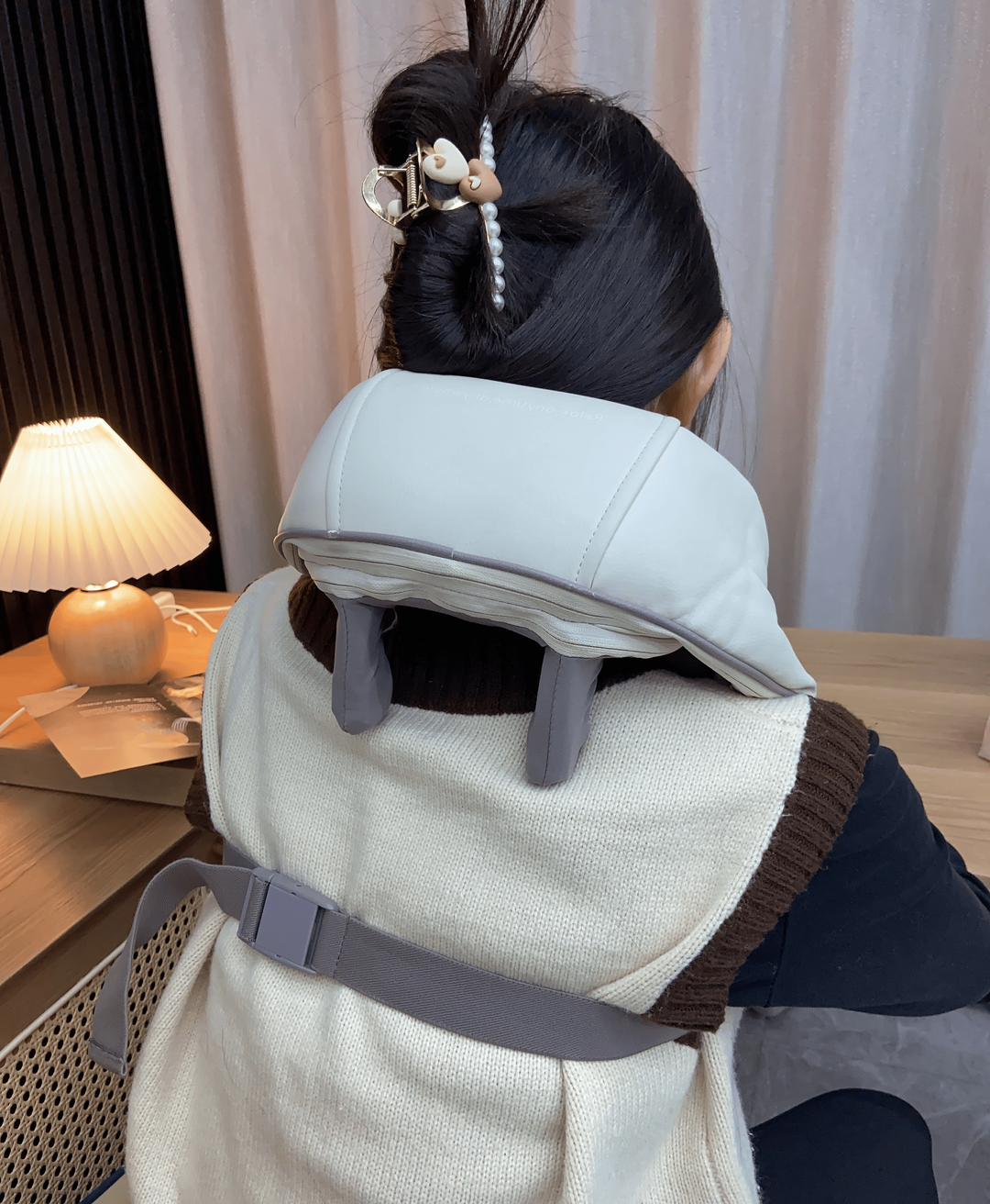 Massager with Heat Therapy and Adjustable Settings