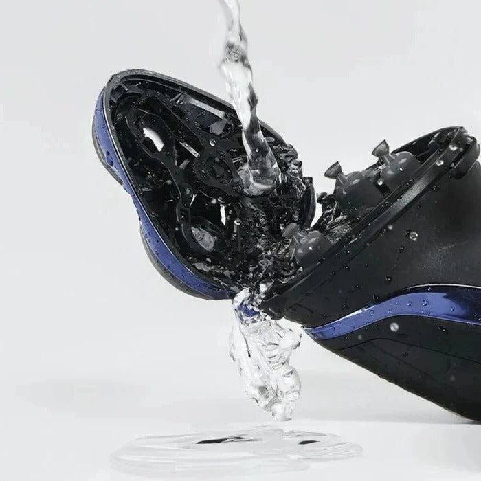 Men's Electric Shaver with Cordless Design and Travel Convenience