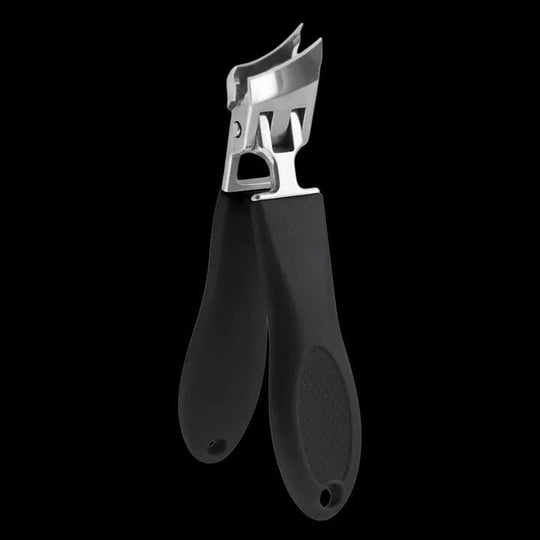 Nail Clipper with Wide Jaw and Curved Edge