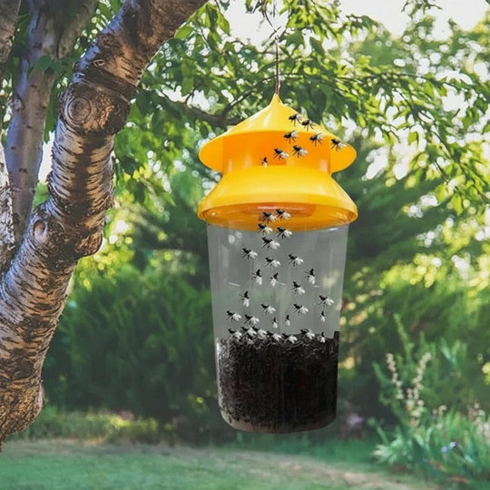 Outdoor Fly Trap with Reusable Design and Easy Hanging