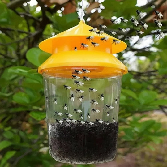 Outdoor Fly Trap with Reusable Design and Easy Hanging