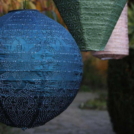 Outdoor Lantern with Solar Power and Globe Design