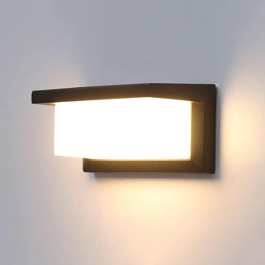 Outdoor Lighting with Modern LED Design and Wall Mounting