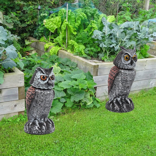 Owl Decoy with Rotating Head and Wind Activation