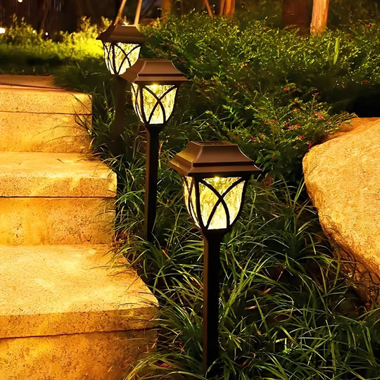 Pathway Lights with Solar Power and LED Illumination