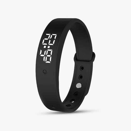 Smartwatch with Activity Tracking and Notification Alerts