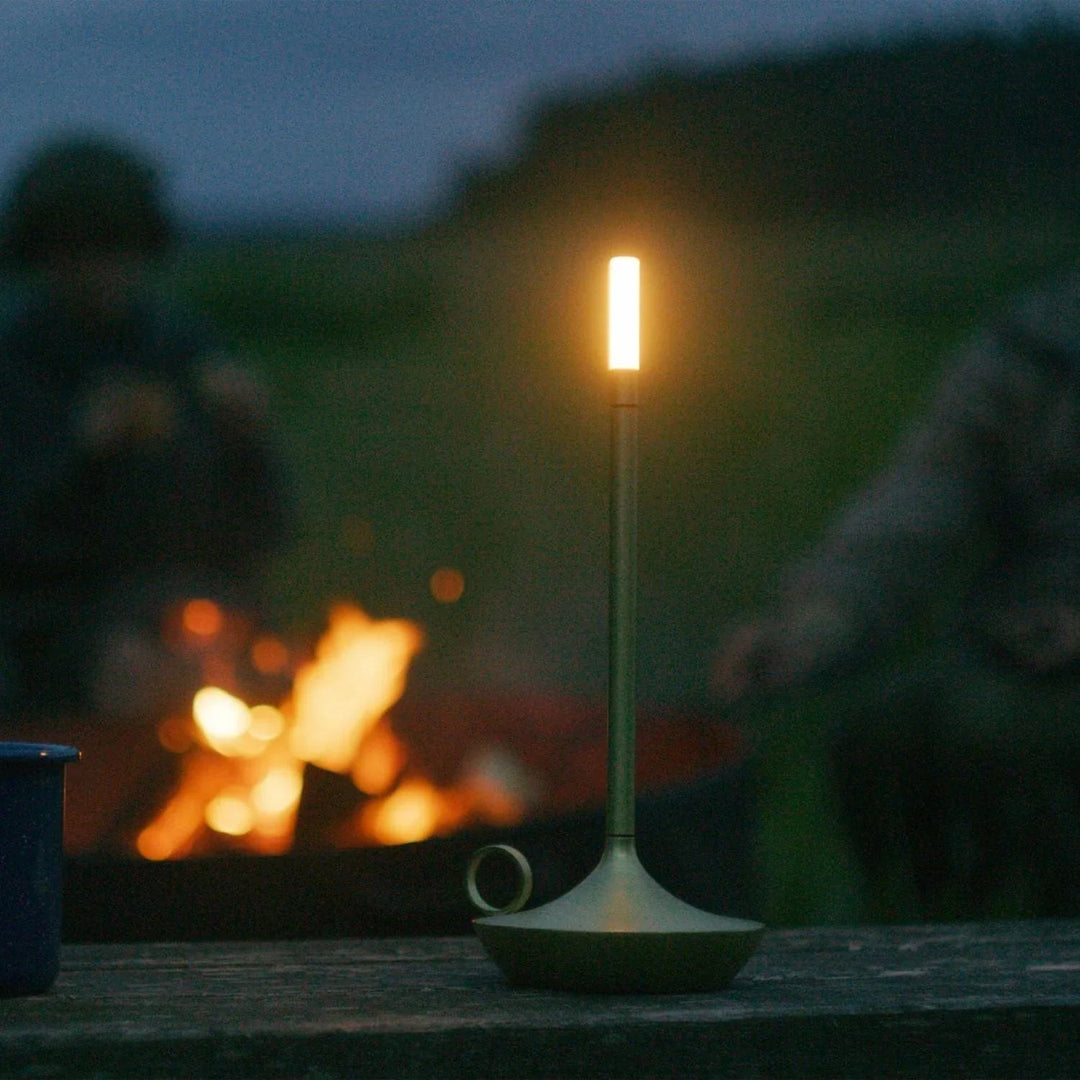 Table Lamp with Cordless Design and Rechargeable LED