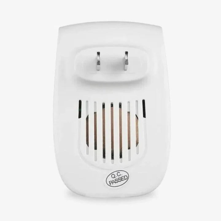 Ultrasonic Pest Repeller with Plug-In Design and Fly Deterrent